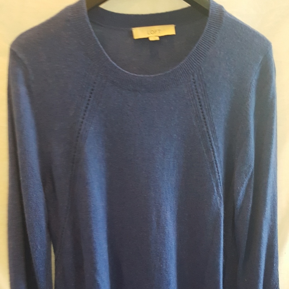 Ann Taylor Loft blue long sleeve women's sweater